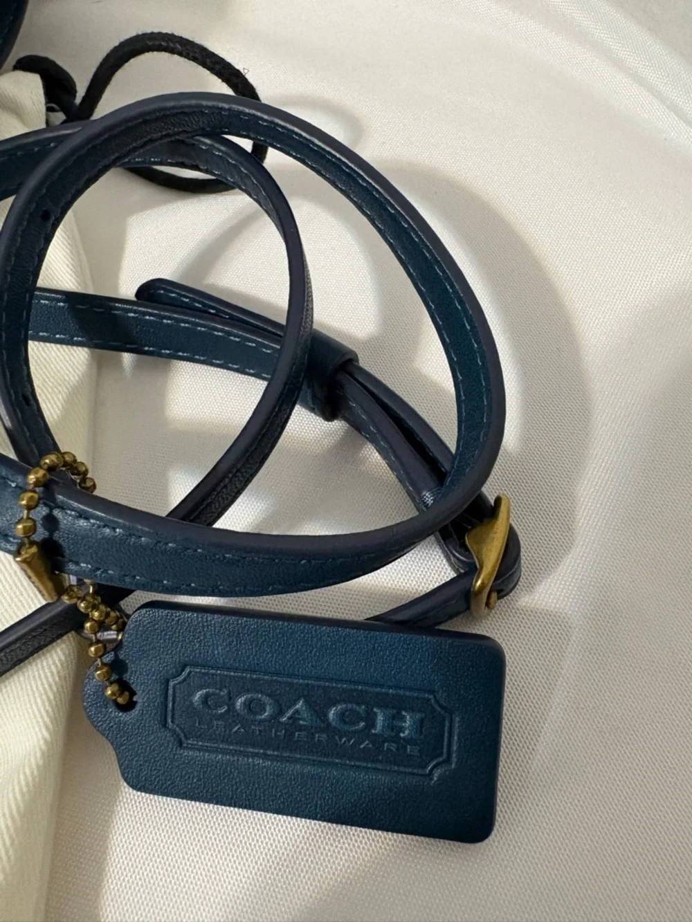 Coach Pebble Leather Crossbody Bag in Teal Zip closure adjustable strap w/charm - Picture 11 of 15